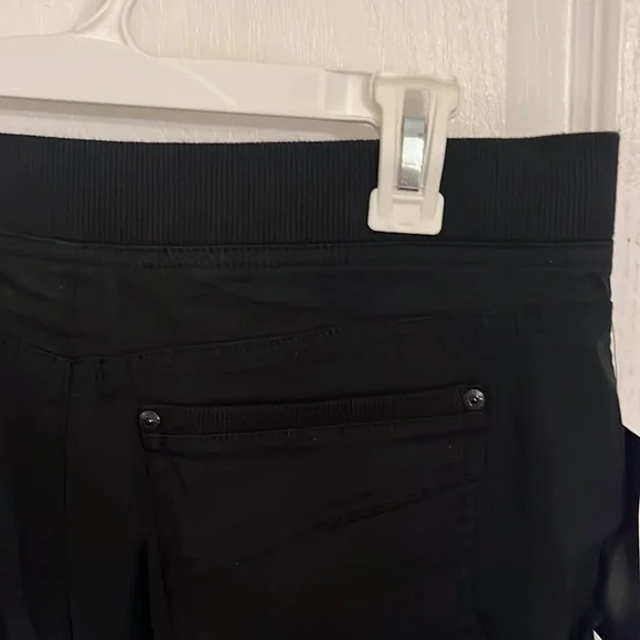 Gloria Vanderbilt Bermuda shorts - Picture 9 of 10